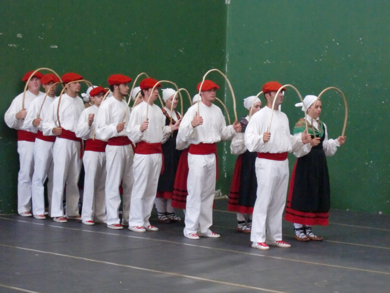 Oinkari Basque Dancers _4_