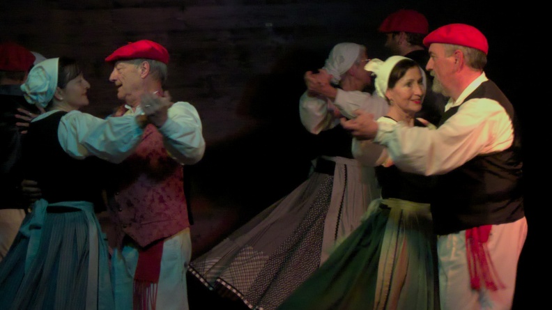 P1050342-1.jpg